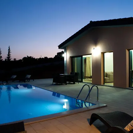 Nema Villa *