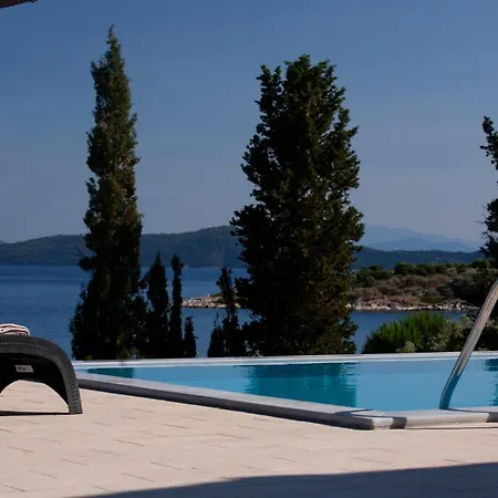 Nema Villa *